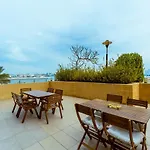 Maison Privee - Bright Apt With Maid Room & Beach Access On The Palm