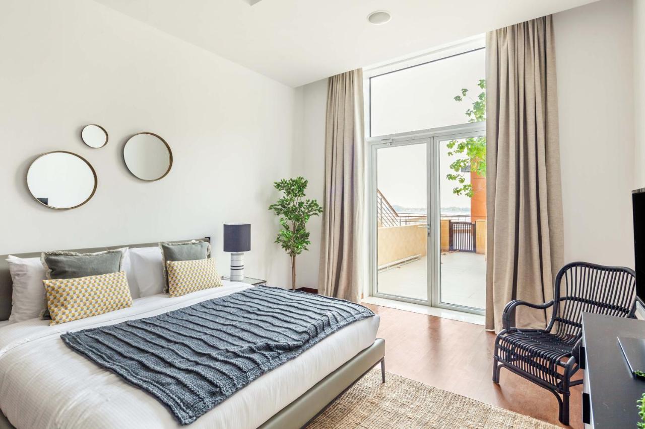 Apartment Maison Privee - Bright Apt With Maid & Beach Access On The Palm Dubai