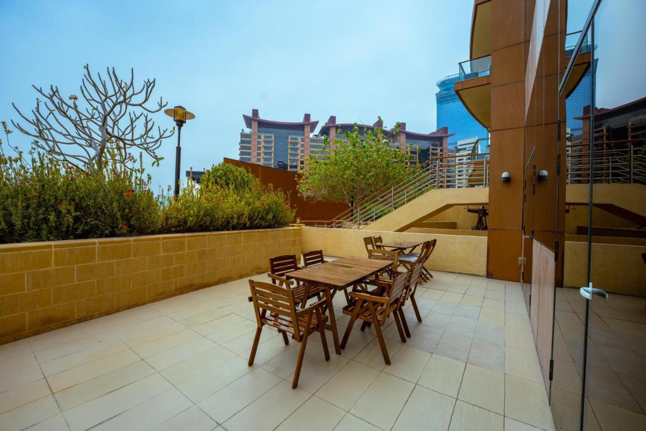 Maison Privee - Bright Apt With Maid & Beach Access On The Palm Apartment *